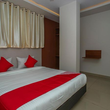 Hotel O Varcity Phi Premium Pavilion ,Above Hdfc Bank ,Near Anjaneya Temple Madiwala, Hosur Main R Бенґалуру Екстер'єр фото