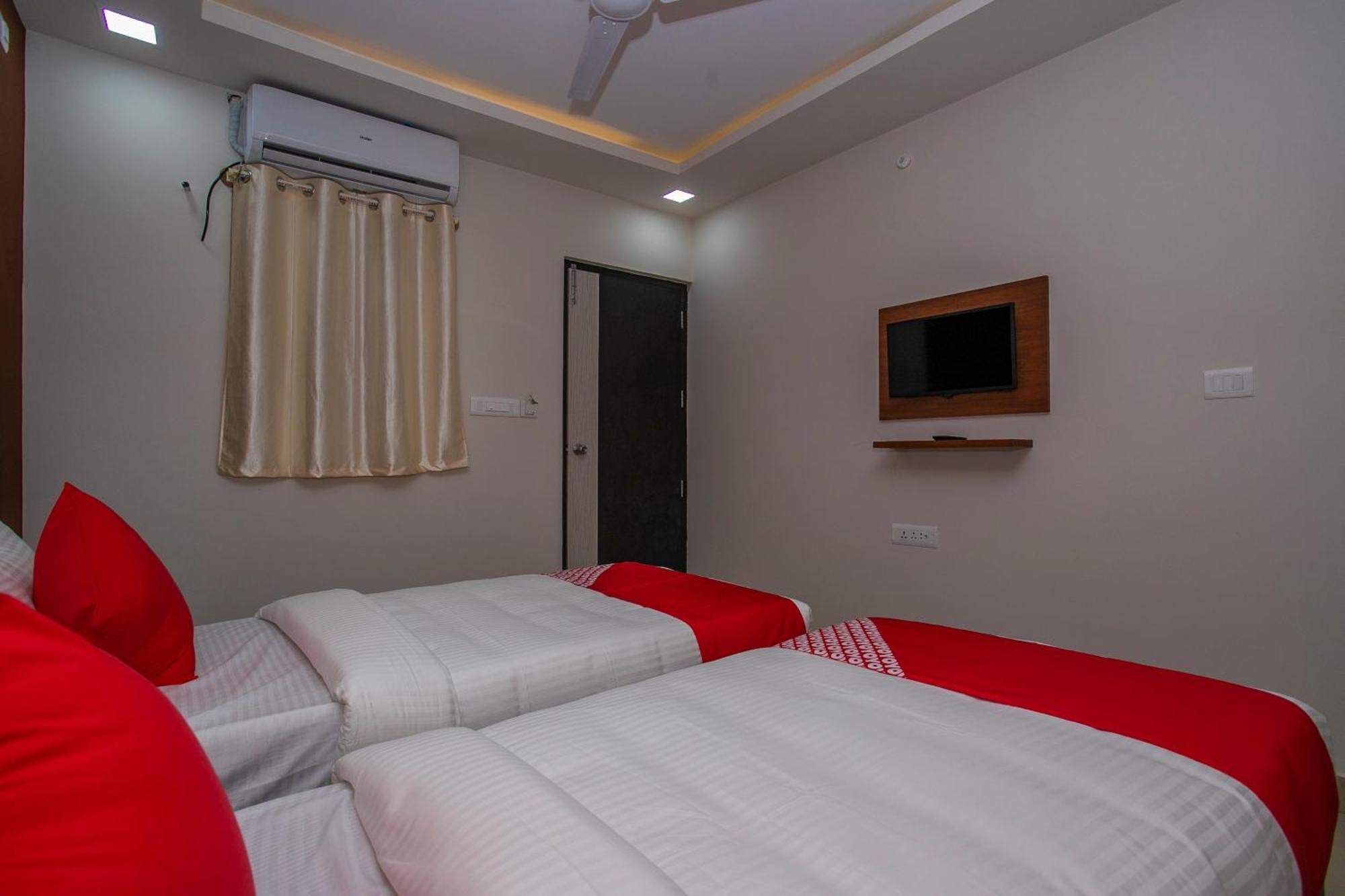 Hotel O Varcity Phi Premium Pavilion ,Above Hdfc Bank ,Near Anjaneya Temple Madiwala, Hosur Main R Бенґалуру Екстер'єр фото